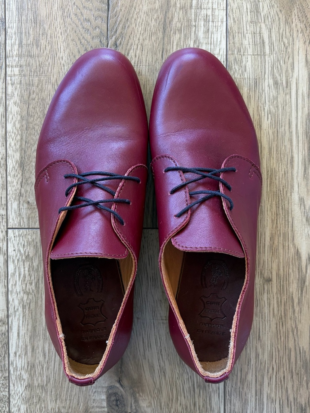 Women’s Burgundy Leather Lace-Up Dress Shoes